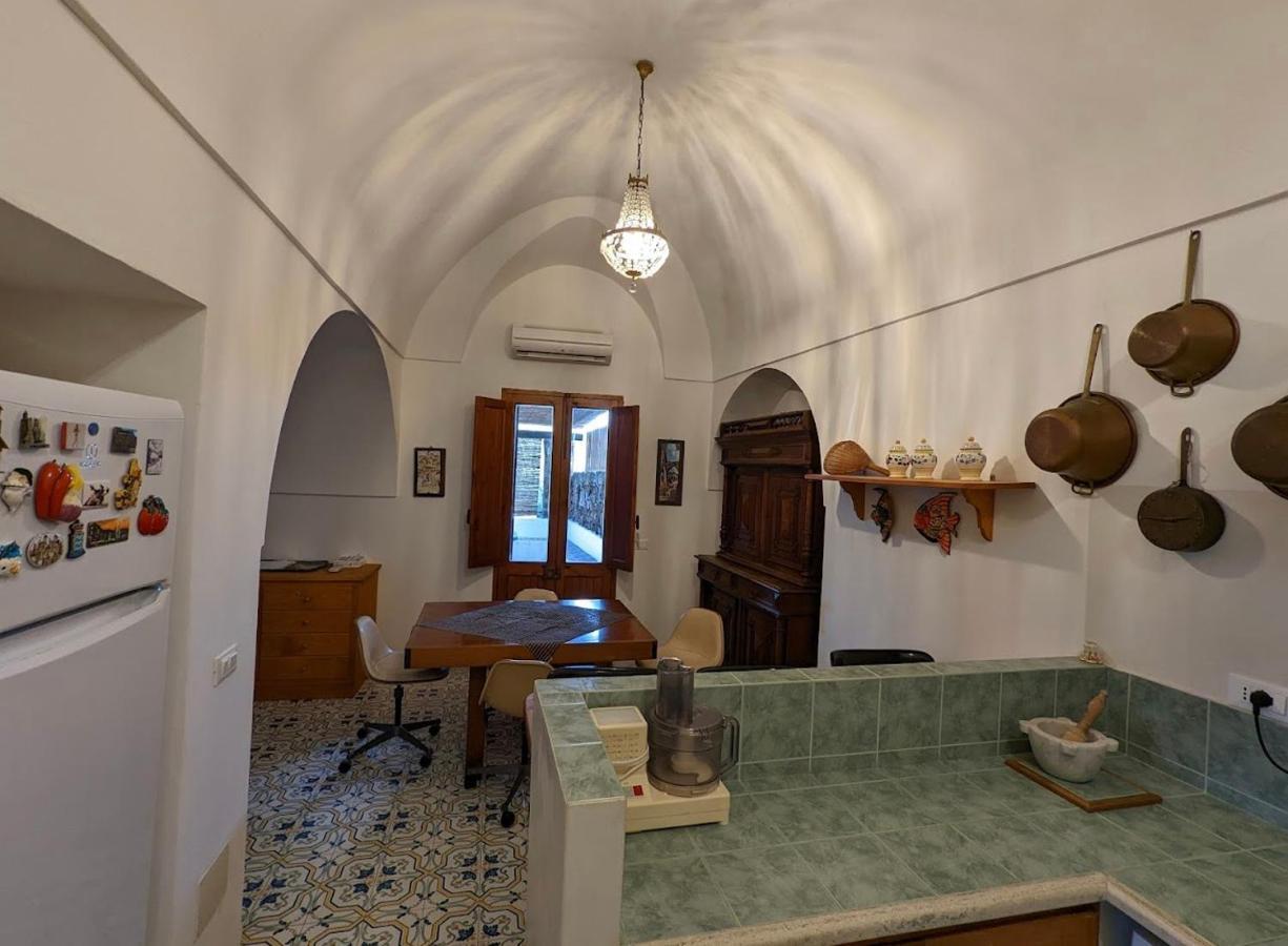 Dammuso I Pini Di Kaddiuggia Vila Campobello Exterior foto